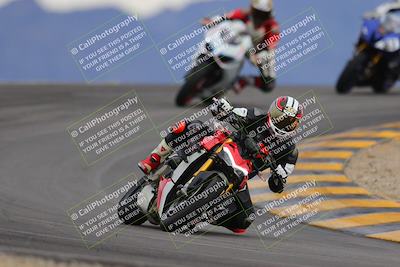 media/Jan-14-2023-SoCal Trackdays (Sat) [[497694156f]]/Turn 12 (120pm)/